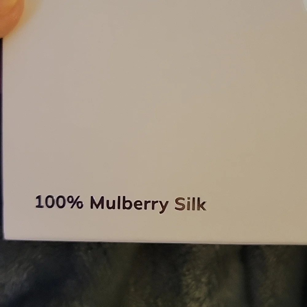 Blissy 100% Mulberry silk White standard pillowcase w/Rose Marble Scrunchy NEW…